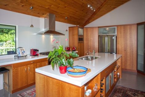 Photo of property in 2083 Rings Road, Coromandel, 3506