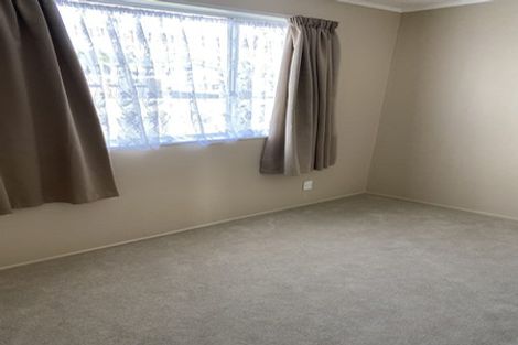 Photo of property in 1/4 Gower Street, Silverstream, Upper Hutt, 5019