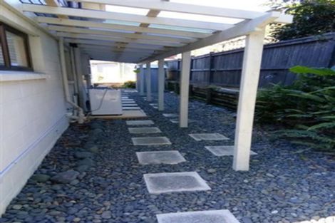 Photo of property in 1/28 Rangitoto Terrace, Milford, Auckland, 0620