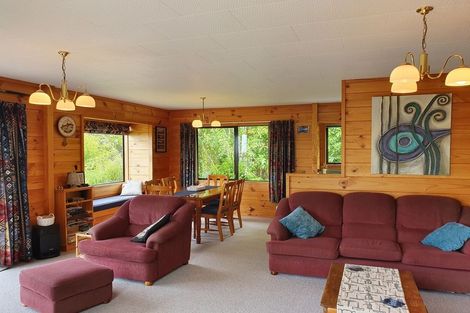 Photo of property in 16 Kamahi Terrace, Omori, Turangi, 3381