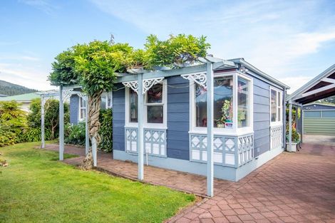 Photo of property in 60 Kawaha Point Road, Kawaha Point, Rotorua, 3010