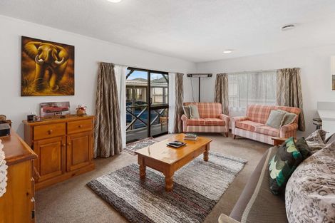 Photo of property in 22a Sackville Street, Fitzroy, New Plymouth, 4312