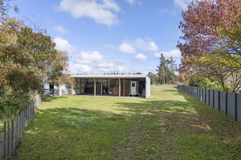 Photo of property in 363 Brandon Hall Road, Bulls, 4894