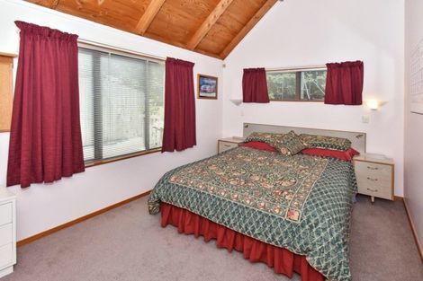 Photo of property in 7 Elsted Place, Goodwood Heights, Auckland, 2105