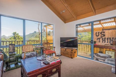 Photo of property in 1109 Huia Road, Huia, Auckland, 0604