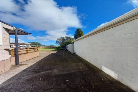 Photo of property in 446 Carrington Street, Upper Vogeltown, New Plymouth, 4310