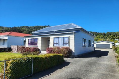 Photo of property in 37 Shakespeare Street, Greymouth, 7805