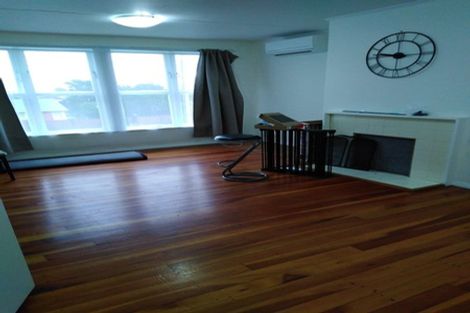 Photo of property in 43 Justine Street, Cannons Creek, Porirua, 5024