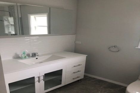 Photo of property in 21 Peel Place, Wainuiomata, Lower Hutt, 5014