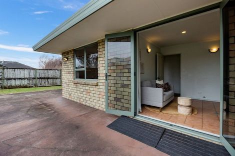 Photo of property in 12 Greenough Place, Rototuna, Hamilton, 3210