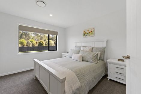 Photo of property in 12 Kahikatea Drive, Kinloch, Taupo, 3377