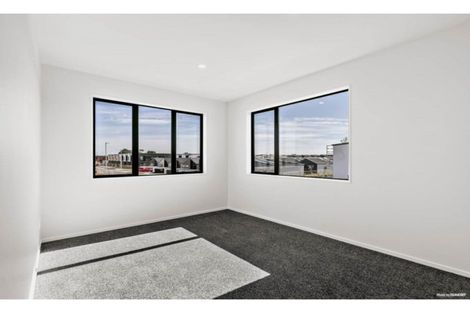 Photo of property in 40 Te Aparangi Road, Papakura, 2110