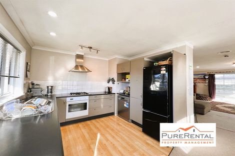 Photo of property in 57 Fraser Crescent, Elderslea, Upper Hutt, 5018