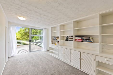 Photo of property in 93 Ruahine Street, Paraparaumu, 5032