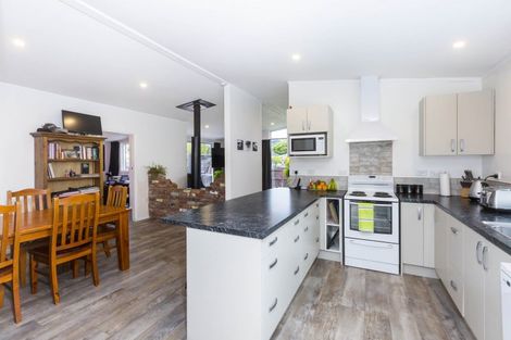 Photo of property in 27 Kiwi Street, Heretaunga, Upper Hutt, 5018