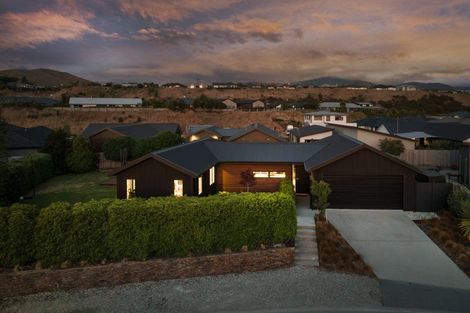 Photo of property in 10 Chadlington Way, Lower Shotover, Queenstown, 9304