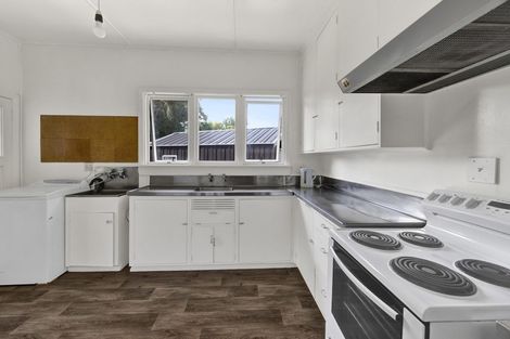 Photo of property in 51 Union Street, Hawera, 4610