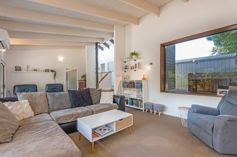 Photo of property in 23 Course Lane, Sanson, 4817