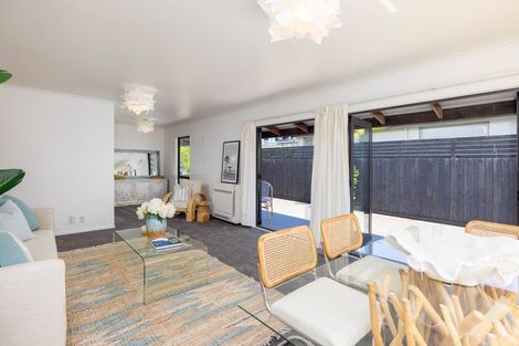 Photo of property in 21 Celia Street, Redcliffs, Christchurch, 8081