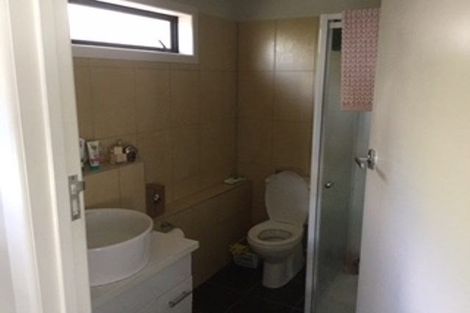 Photo of property in 43 Forrest Hill Road, Milford, Auckland, 0620