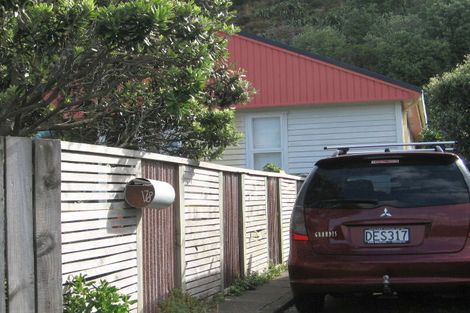 Photo of property in 178 Breaker Bay Road, Breaker Bay, Wellington, 6022