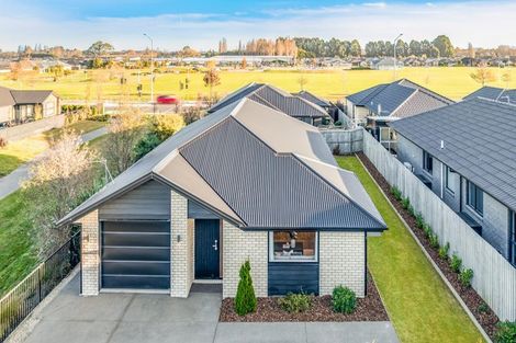 Photo of property in 14 Korokio Lane, Halswell, Christchurch, 8025