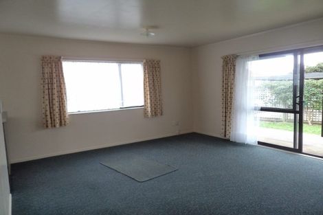 Photo of property in 7a Ross Crescent, Orewa, 0931