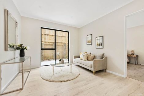 Photo of property in 11 Lumber Rise, Swanson, Auckland, 0614