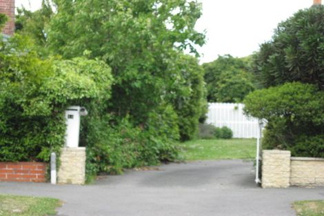 Photo of property in 14 Withells Road, Avonhead, Christchurch, 8042
