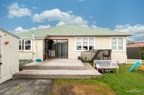 Photo of property in 18 Ebdentown Street, Ebdentown, Upper Hutt, 5018