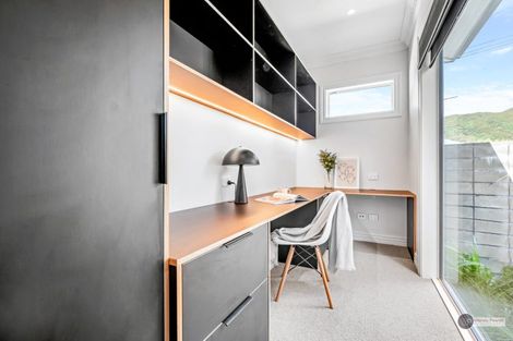 Photo of property in 10 Birdwood Road, Waterloo, Lower Hutt, 5011