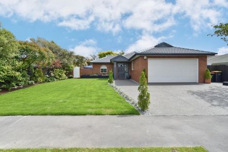 Photo of property in 4 Rue De La Mare, Parklands, Christchurch, 8083