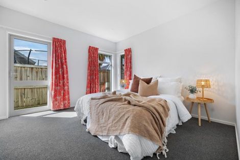 Photo of property in 16 Orbell Drive, Lake Hayes, Queenstown, 9304