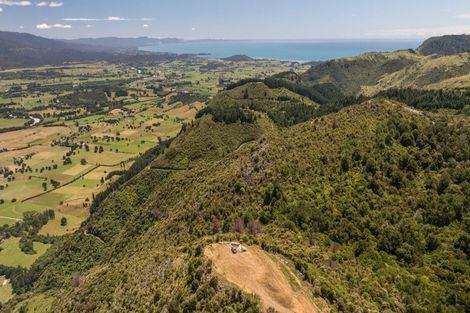 Photo of property in 744 Rameka Creek Road, East Takaka, Takaka, 7183