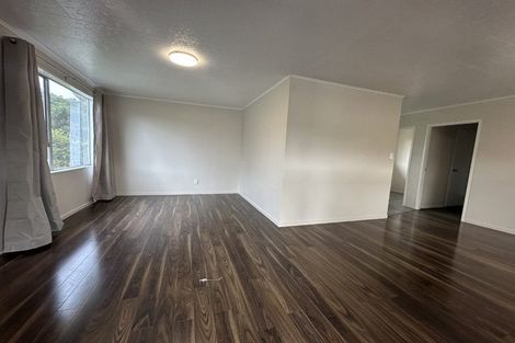 Photo of property in 8 Citril Place, Red Hill, Papakura, 2110