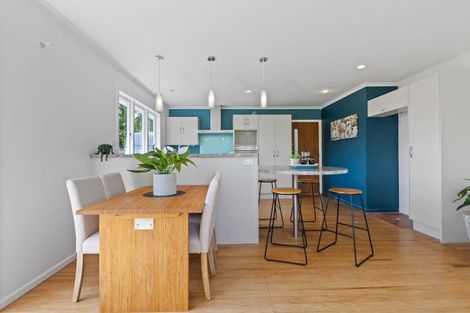 Photo of property in 16 Eureka Road, Eureka, Hamilton, 3287