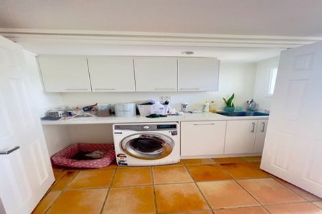 Photo of property in 83 Fisher Parade, Sunnyhills, Auckland, 2010