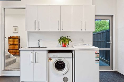 Photo of property in 2/64 Merivale Lane, Merivale, Christchurch, 8014
