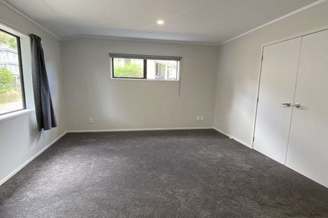 Photo of property in 5 Stillwater Crescent, Stillwater, Silverdale, 0993