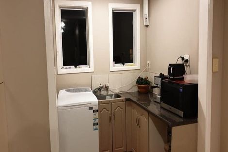 Photo of property in 2 Kelkirk Street, Kelston, Auckland, 0602