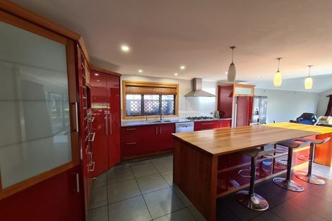 Photo of property in 36 Fitzroy Road, Fitzroy, New Plymouth, 4312
