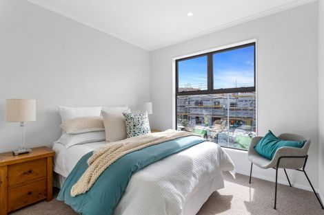 Photo of property in 15 Hema Road, Hobsonville, Auckland, 0616