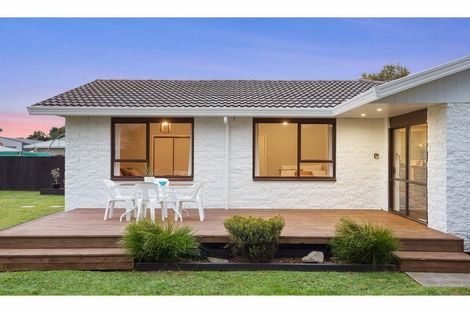 Photo of property in 17a Chadbury Street, Parklands, Christchurch, 8083