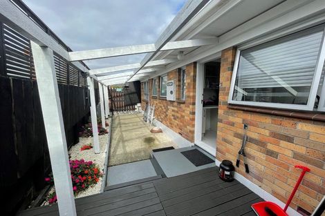 Photo of property in 2/78 Alfriston Road, Manurewa East, Auckland, 2102