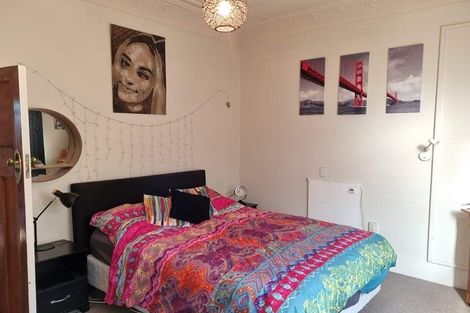 Photo of property in 1 Cossens Street, Balclutha, 9230