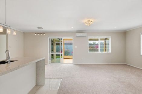 Photo of property in 82 Golden Sands Drive, Papamoa Beach, Papamoa, 3118