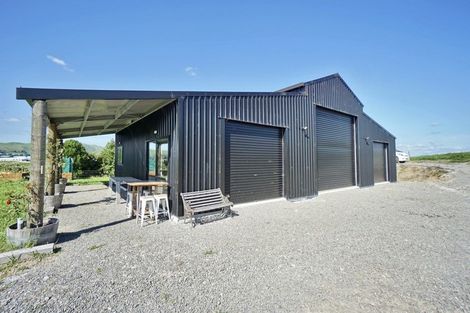 Photo of property in 32c Pokare Road, Pukehina, Te Puke, 3186