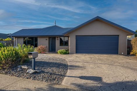 Photo of property in 24 Hollybush Drive, Brightwater, 7022