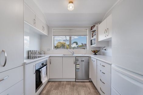 Photo of property in 111a Chapel Street, Otumoetai, Tauranga, 3110