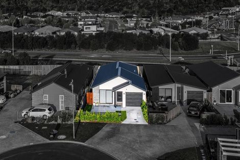 Photo of property in 28 Foley Grove, Pyes Pa, Tauranga, 3110